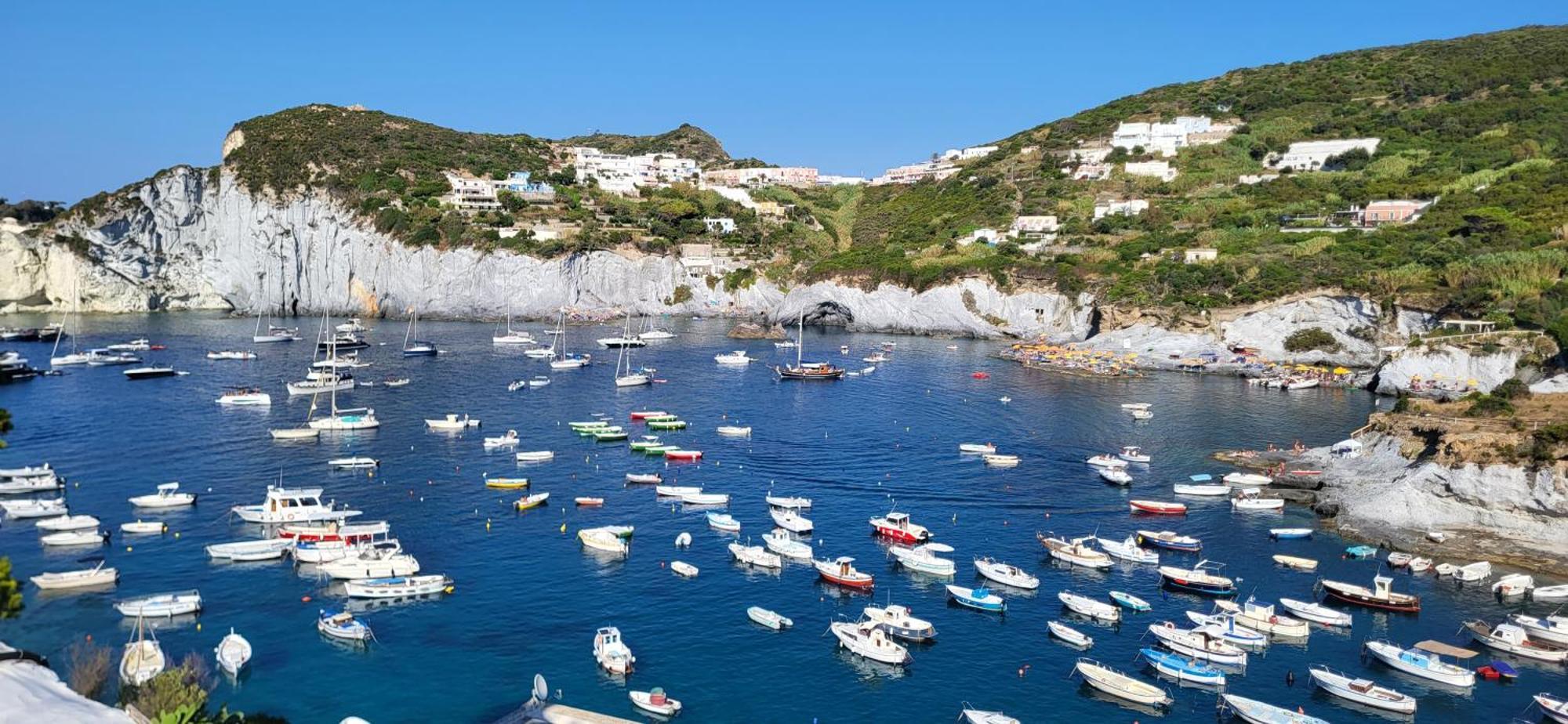L'incanto Di Cala Feola * Ponza
