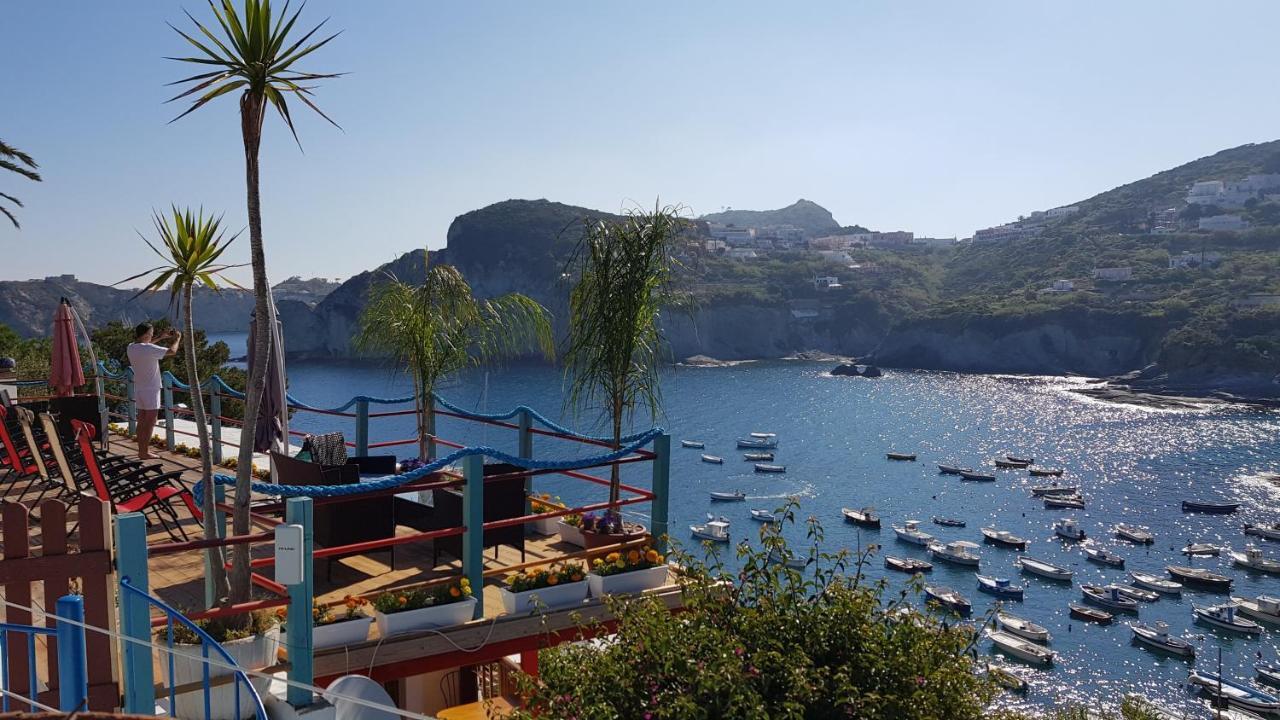 Aparthotel L'incanto Di Cala Feola