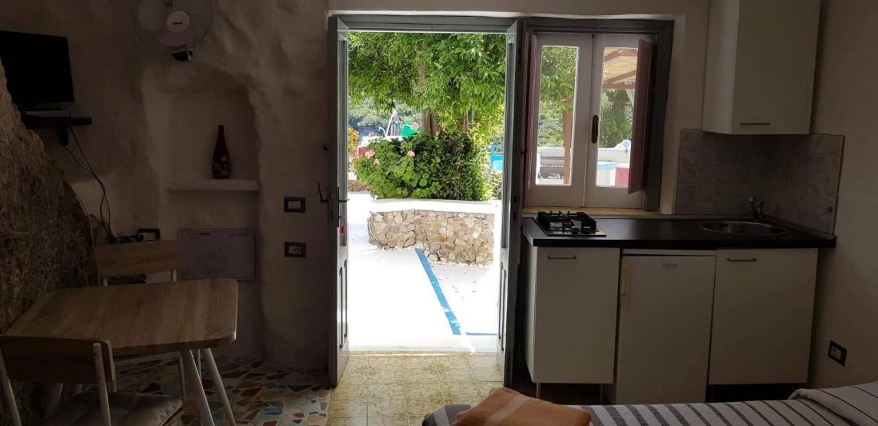 L'incanto Di Cala Feola Aparthotel Ponza